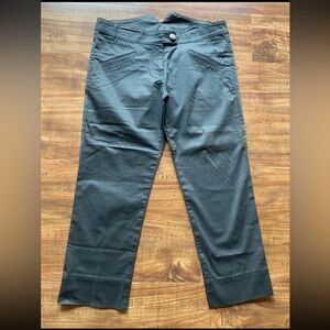 Cop. Copine Paris Womens Juniors Dark Gray Capri Short Pant Bottom Pockets Sz 38